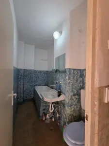 Garsoniera decomandata,etaj intermediar,Oradea,cartier Rogerius - foto 6