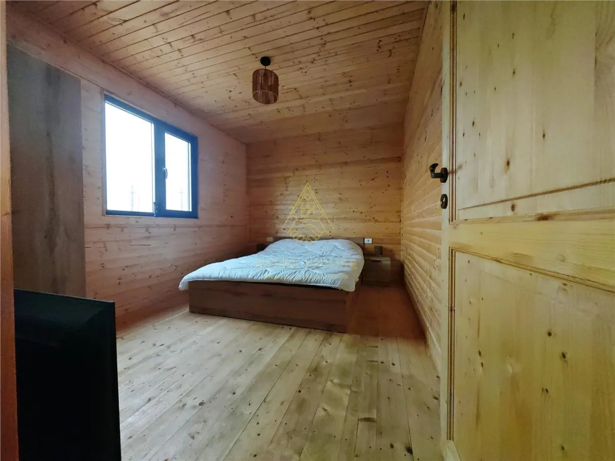 Teren 1165 mp + Cabana de vanzare in Garleni – aproape de natura - foto 10