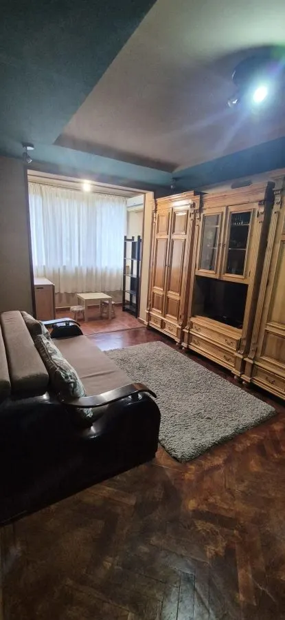 Apartament 2 camere ,etajul 1,zona Vlahuta,117000 Euro - foto 1