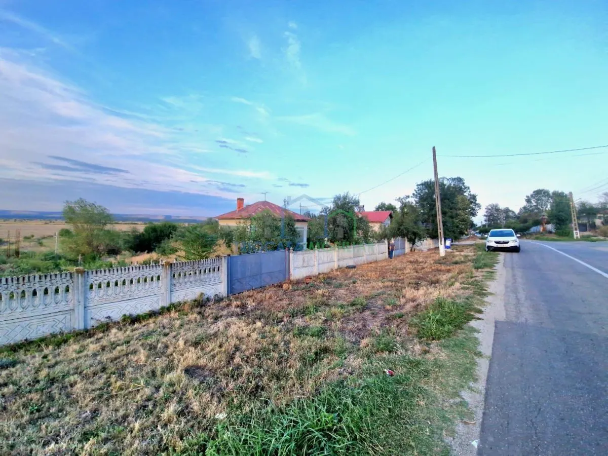 CASA DE VANZARE 3 CAMERE - IN SCAIESTI  - DOLJ - foto 3