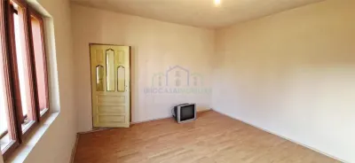 Casa Bradesti , teren  intravilan 7952 mp , deschidere 33 m la DE 70 - foto 6