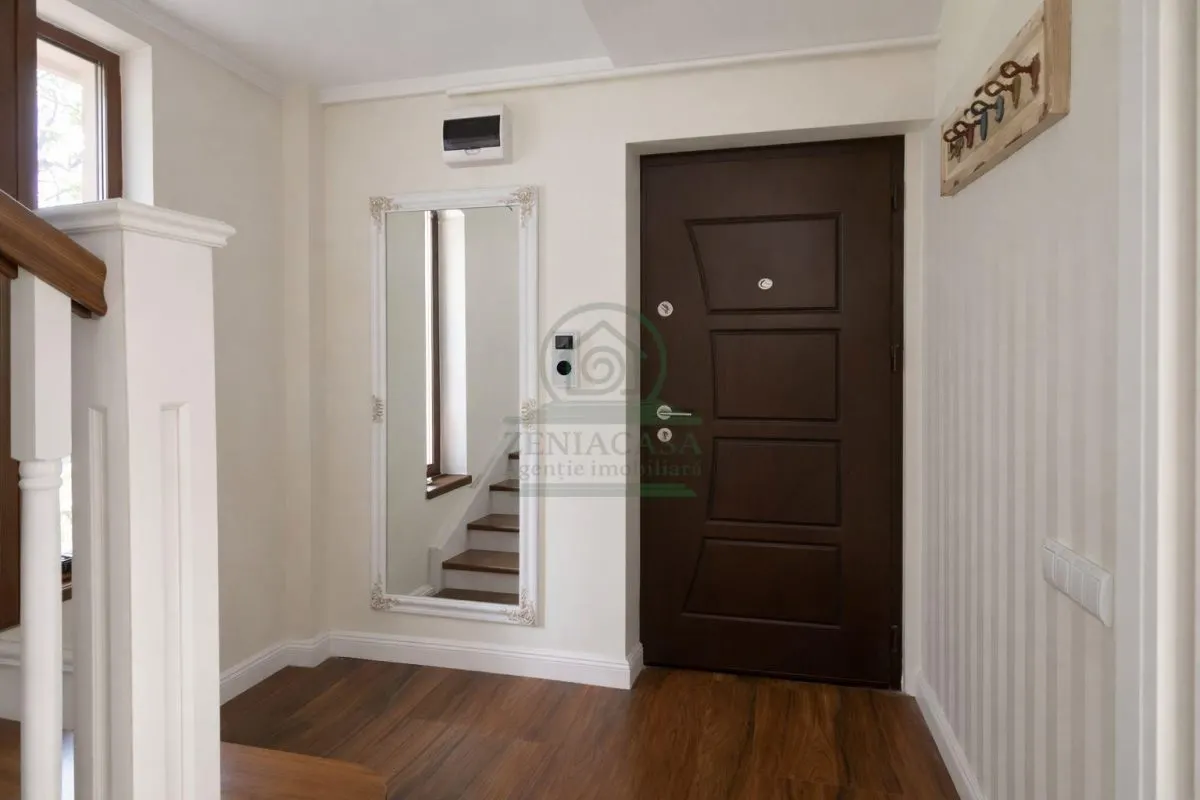 Apartament Centru Iasi pe doua nivele 120 mp + gradina 70 mp - foto 15