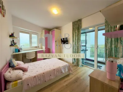 Apartament 4 camere de lux, loc de parcare , Ploiesti , zona 9mai - foto 4