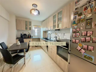 Apartament 4 camere de lux, loc de parcare , Ploiesti , zona 9mai - foto 6