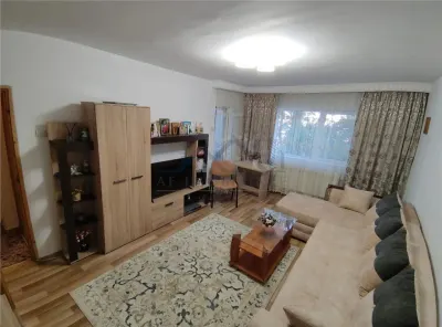 Apartament 3 camere zona CUG - Iasi