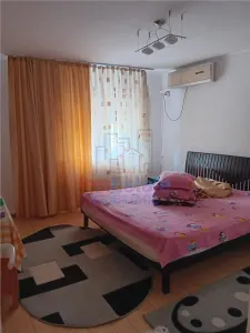 Apartament 3 camere Etaj 1 - 80mp Frumoasa zona Poitiers - Iasi