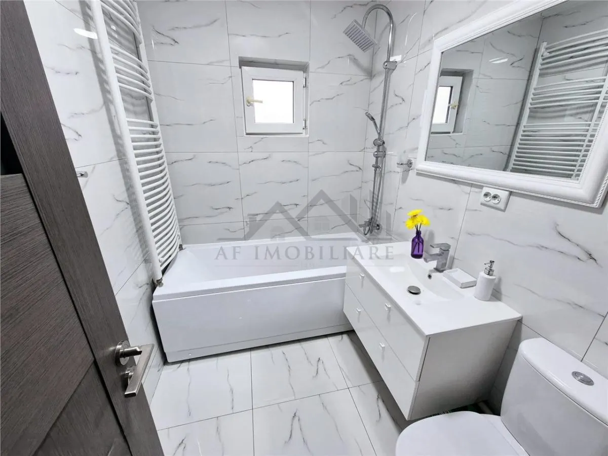 Apartament cu 3 camere de vanzare - foto 15
