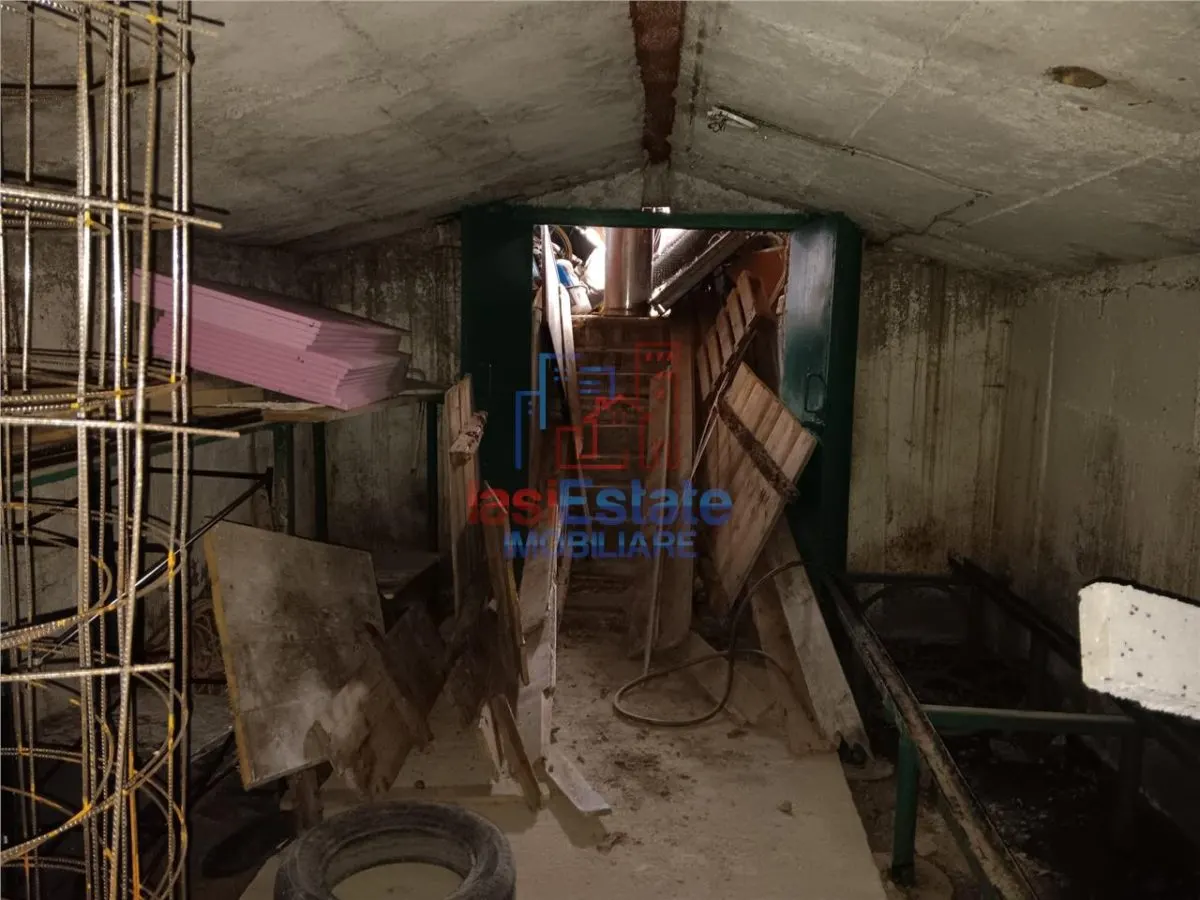 Badeni com Scobinti  Iasi Constructii 245mp Teren 4239mp intravilan dubla deschidere zona centrala - foto 17