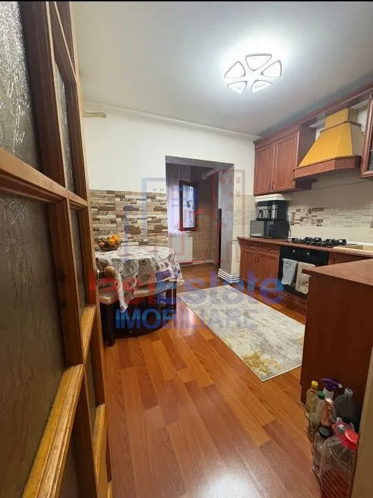 Apartament 3 camere Frumoasa - foto 4