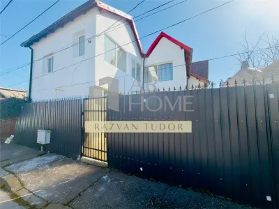 Casa 4 camere , semifinisata , cu beci , Ploiesti ,zona centrala - Ploiesti