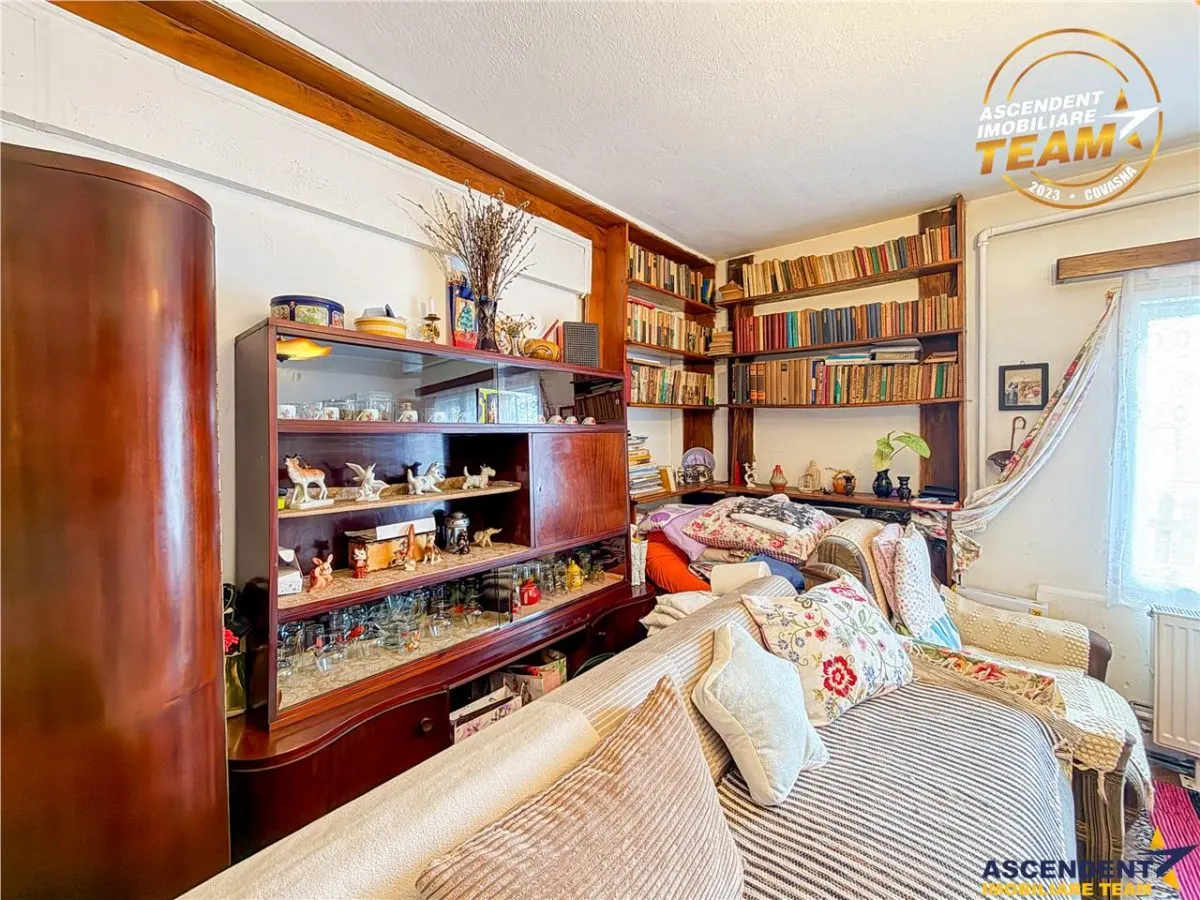 Casa traditionala, cu 709 mp teren intravilan zona apreciabila, Sfantu Gheorghe - foto 12