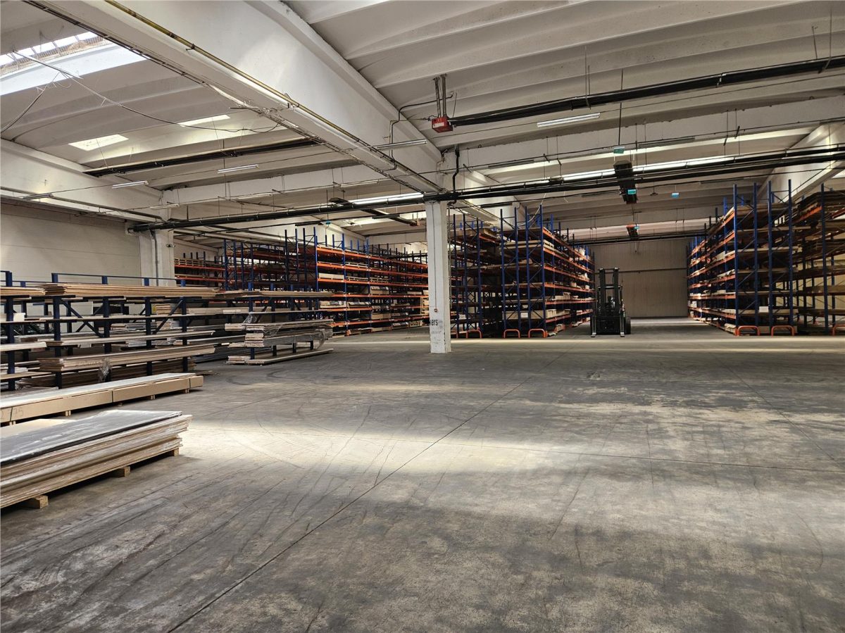 Spatiu Industrial - 1500 mp - Productie - Depozitare - Distributie - foto 9