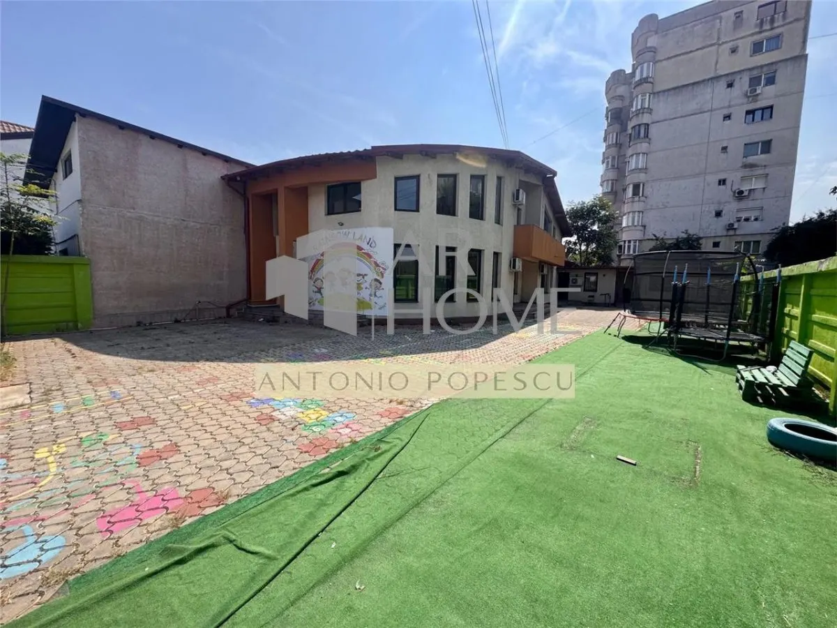 Imobil P+M si curte, pretabil pentru diferite activitati comerciale, Ploiesti, central. - foto 1