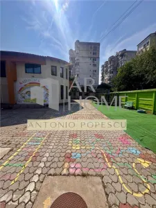 Imobil P+M si curte, pretabil pentru diferite activitati comerciale, Ploiesti, central. - foto 3