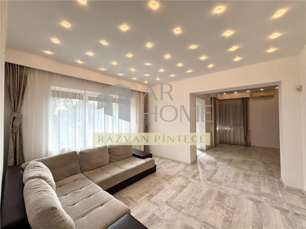 Vila P+1E, 5 camere, teren 234 mp, zona centrala, Ploiesti - foto 1