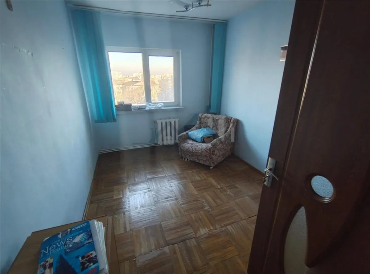 Apartament 4 camere 99mp etaj intermediar - foto 17