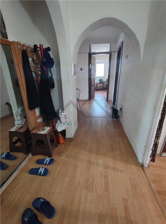 Apartament 4 camere 99mp etaj intermediar - foto 21