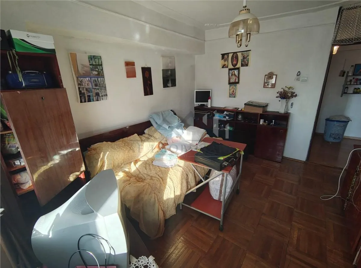 Apartament 4 camere 99mp etaj intermediar - foto 4