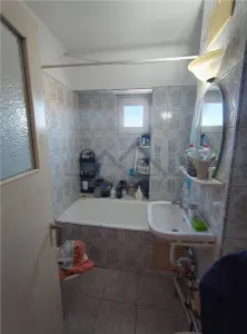 Apartament 4 camere 99mp etaj intermediar - foto 8