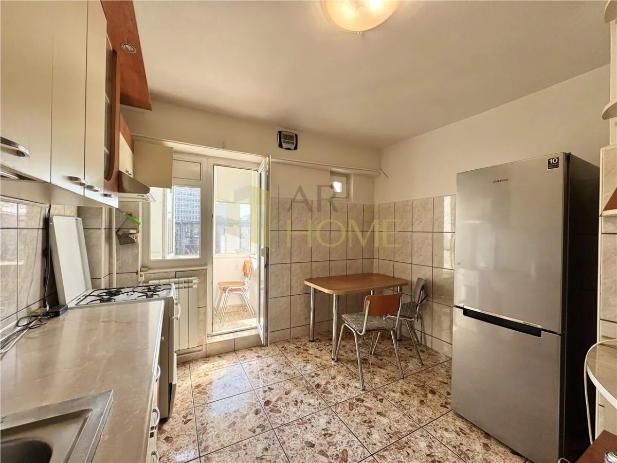 Apartament 2 camere, decomandat, parcare, ultracentral, Ploiesti - foto 8