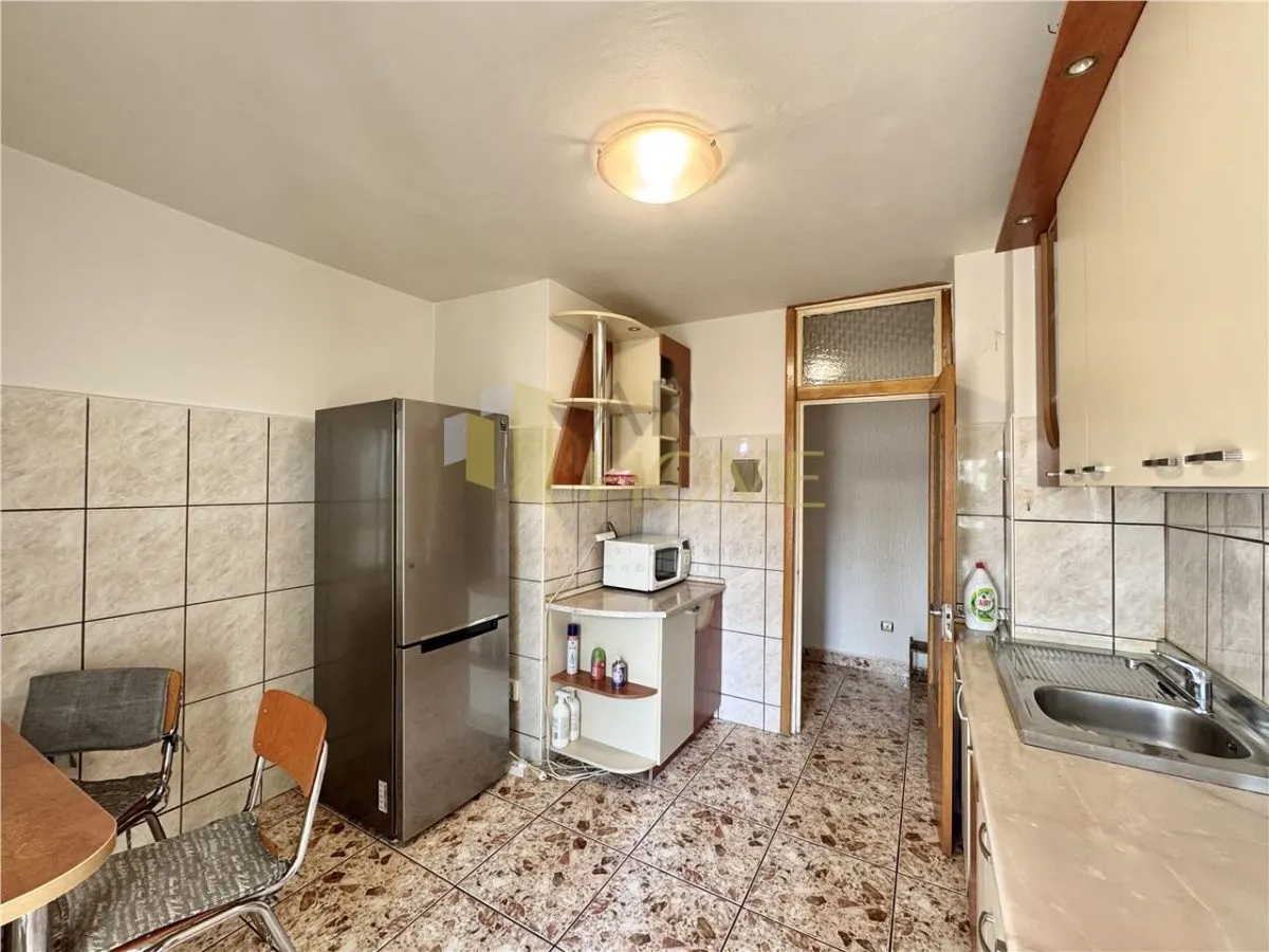 Apartament 2 camere, decomandat, parcare, ultracentral, Ploiesti - foto 9