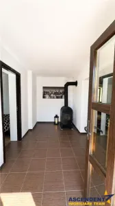 Traditionala casa, cu sursa proprie apa si domeniu de 1.500mp, Persani, Brasov - foto 5