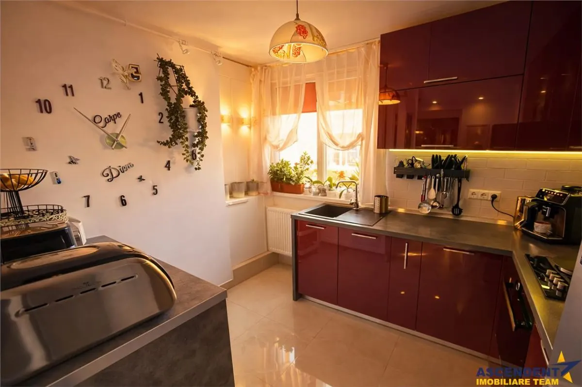 3 camere,panoramic,75 mp,mobilat,terasa, lift,parcare,Unirii,Targu Mures,Digului - foto 3