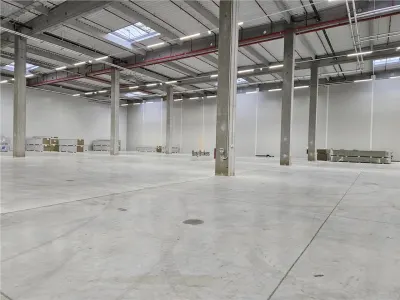 Spatiu Industrial - 5500 mp - Logistica - Productie - Depozitare - Distributie - foto 2