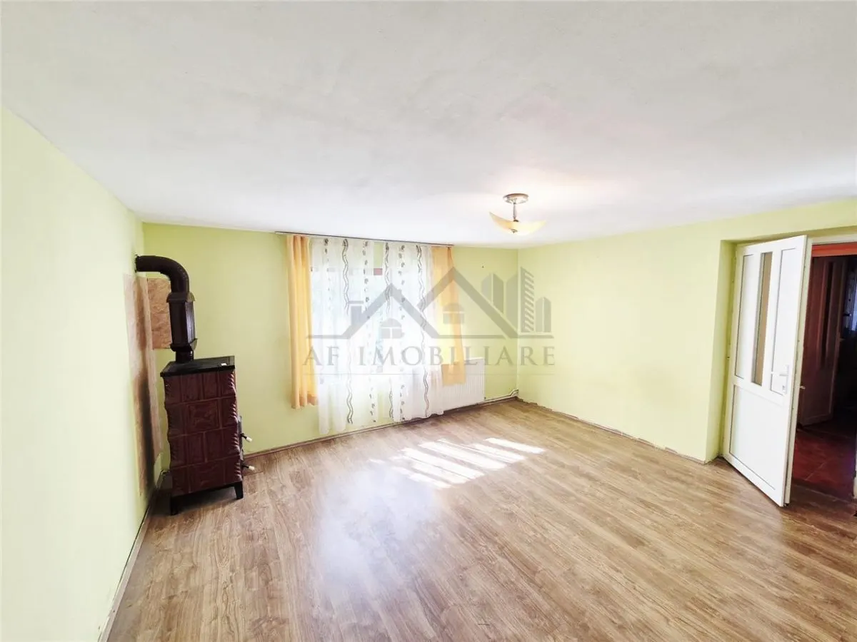 Schimb casa cu teren-apartament sau imobil - foto 4