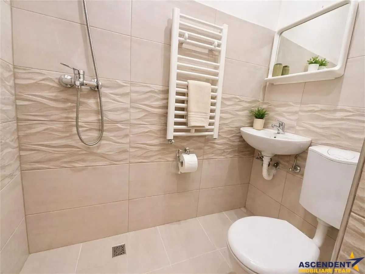 Spatiu comercial, acces facil, zona de interes, Central, Brasov - foto 4