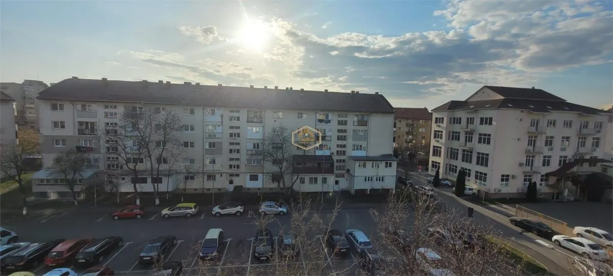 Apartament  2 camere cu balcon  | Aleea Postavaru | Carpați 1 | Etaj 4 - foto 15