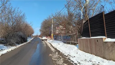 Sat Cercu com Barnova Teren 3000mp cu casa batranesca la str asfaltata si toate utilitati - foto 3
