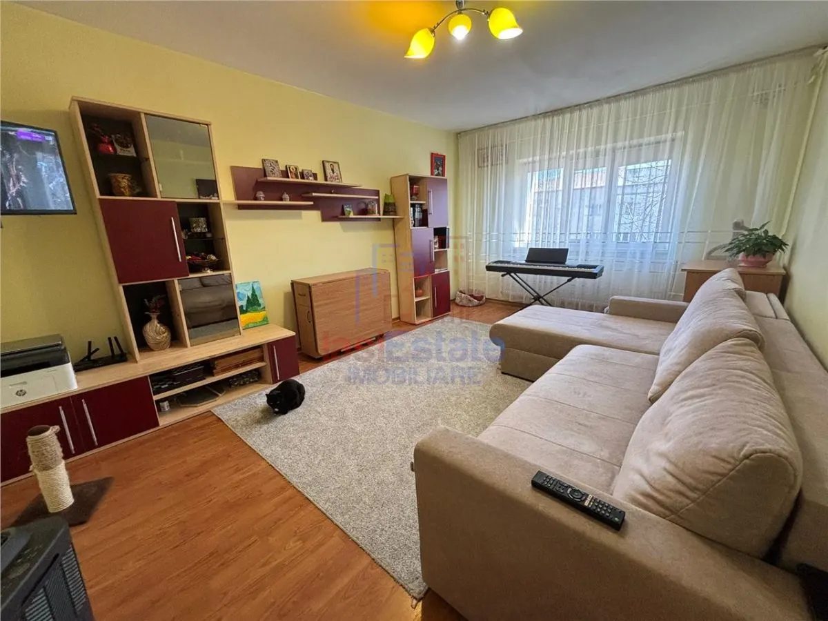 Apartament 3 camere Nicolina 2 - foto 1