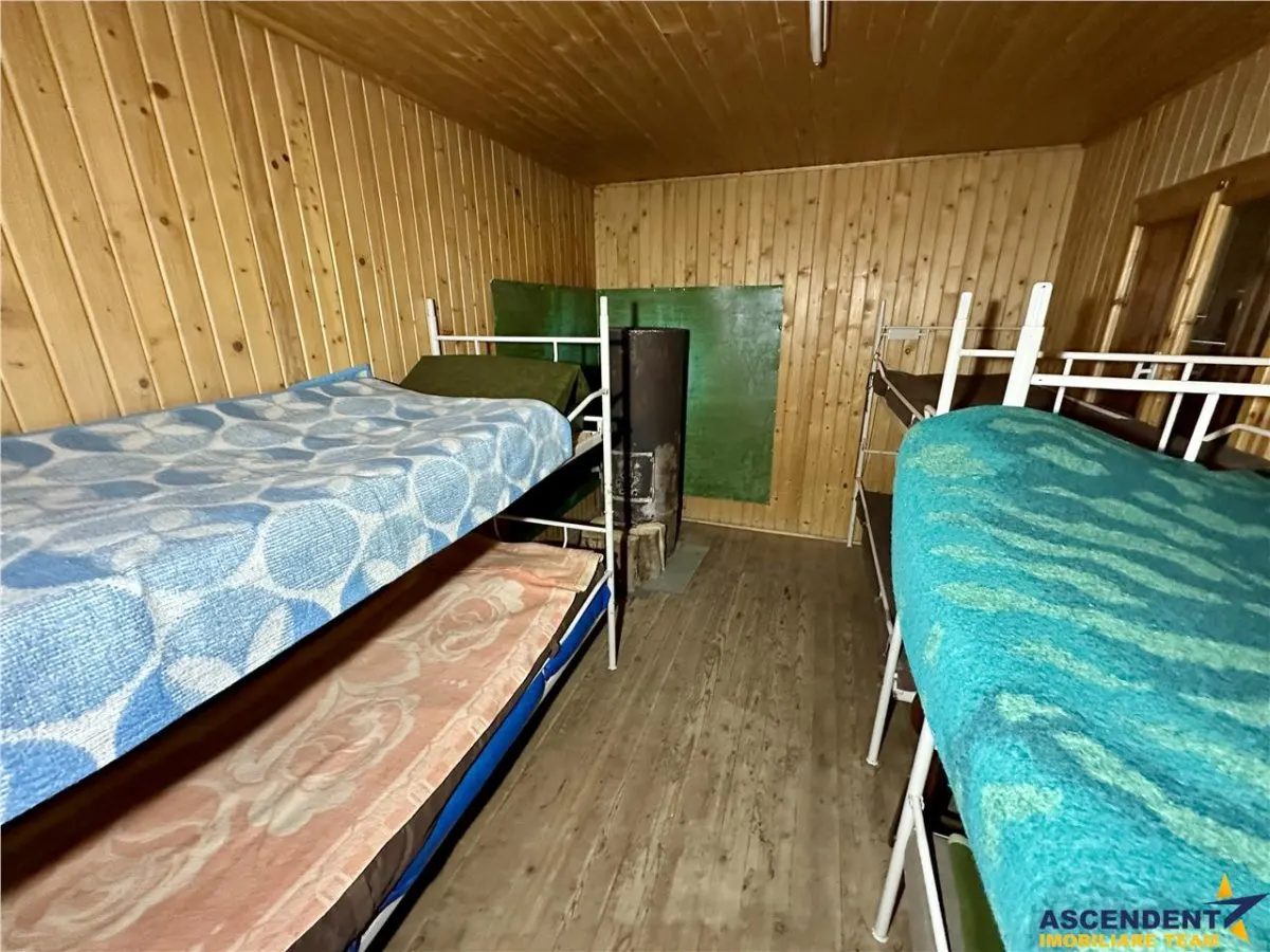 Casa/ Cabana+2.000 mp teren in miracolul naturii autentice,Bucin(Praid), Harghita. - foto 19