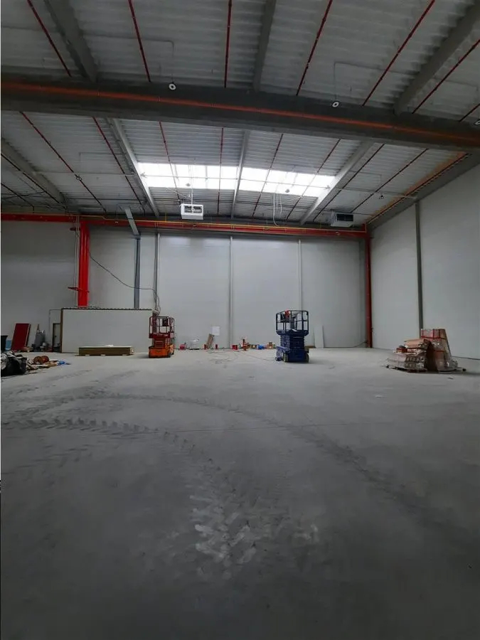 Spatiu Industrial - 2100 mp - Logistica - Productie - Depozitare - Distributie - foto 2