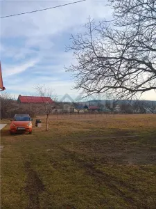 Teren 3500mp.zona centrala Paun Bucium la asfalt cu toate utilitatile - Paun