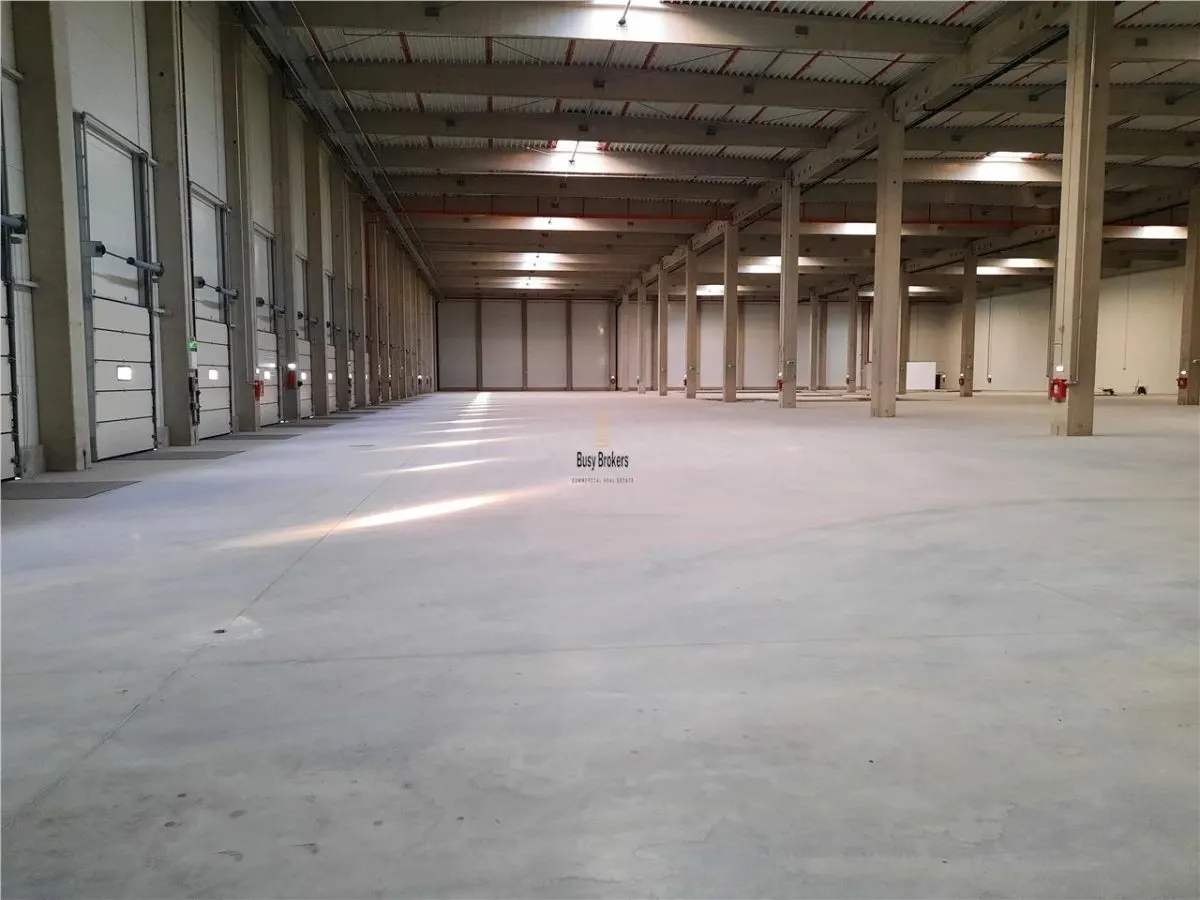 Spatiu Industrial - 1800 mp - Logistica - Productie - Depozitare - Distributie - foto 1