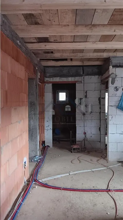 Visan Barnova str asfaltata CASA parter 100mp TEREN 400mp toate utilitatile - foto 6