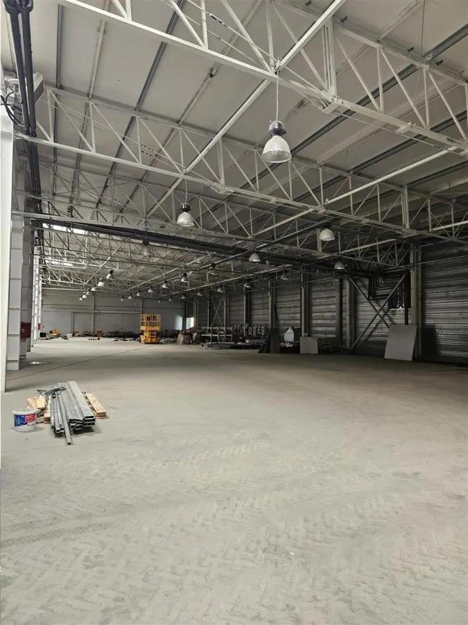 Spatiu Industrial - 2700 mp - Productie - Depozitare - Office - foto 8