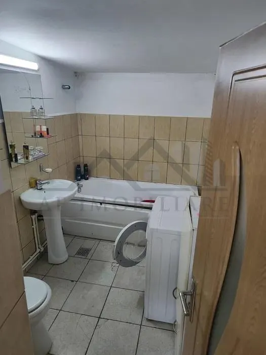 Tatarasi  la 300m de statia Dispecer corp de CASA SC 54mp TEREN 163mp - foto 6