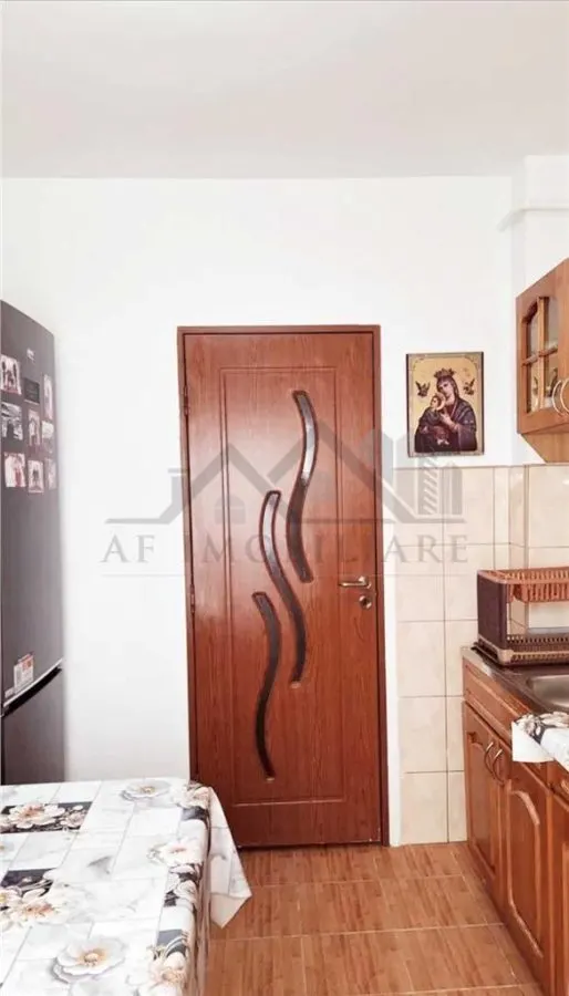 Apartament 3 camere zona Mircea cel Batran - foto 5