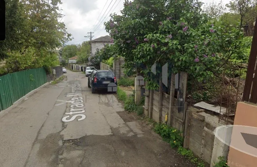 C.A.Rosetti  teren 451mp cu Autorizatie De Constructie pentru vila D+P+E 210mp - foto 1