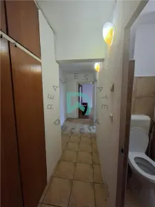 Apartament 2 camere, intermediar, decomandat,  Calea Bucuresti/ Toamnei - foto 8