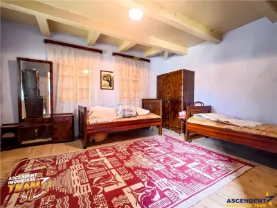 REZERVAT ! Casa traditionala din lemn, cu sura din piatra, Arcus, Covasna. - foto 11