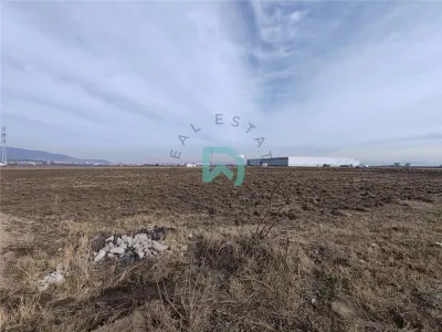 Teren intravilan Industrial, 38800 mp, cu Autorizatie de Construire, Codlea Brasov - foto 10