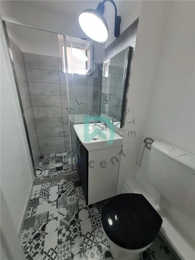 Apartament 2 camere Florilor, renovat,  Brasov - foto 2