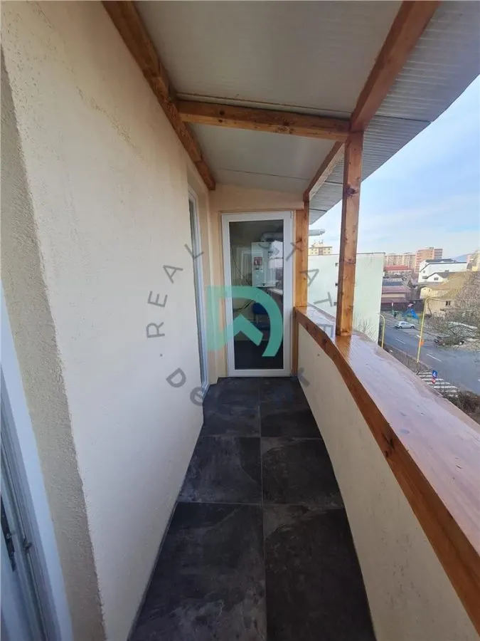 Apartament 2 camere Florilor, renovat,  Brasov - foto 4
