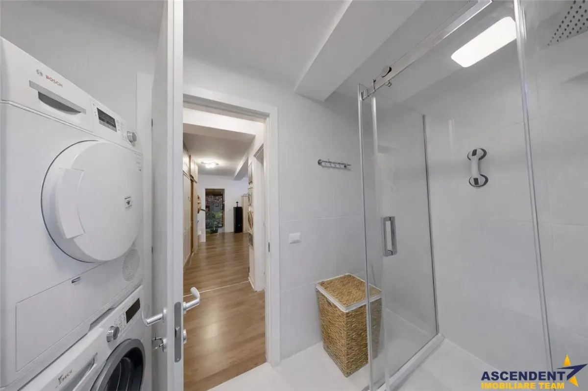 Rezidenta cu vibe de vacanta, mobilata, accesorizata cu terasa, boxa si parcare - foto 6