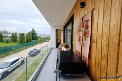 Rezidenta cu vibe de vacanta, mobilata, accesorizata cu terasa, boxa si parcare - foto 7