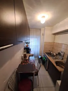 Garsoniera Intrare  Racadau, intermediar, Brasov - Brasov